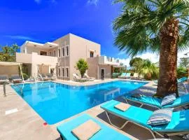 Island Villa Heated Pool