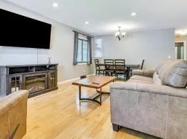 8 Mi to Central Minneapolis Modern Home with Yard