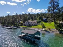 Eagle View Escape - Private Lakefront Estate