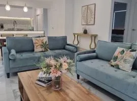La Luna House