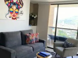 Apartamento en Sabaneta, Zona Mayorca, Medellin, Hermosa vista a la Montañas