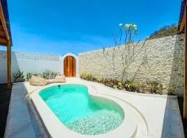 Kuta Mansion 2 - Best Deal in town, 1bedroom, Full AC, Kuta, Lombok