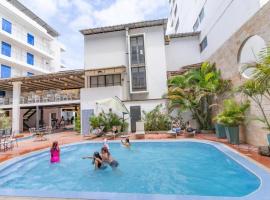Hotel Kinova - Salinas, hotel v destinácii Salinas