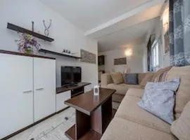 Apartments & Rooms Green Bay - One Bedroom Apartment with Terrace APP 8