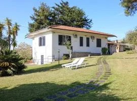 Awesome Home In Sessa Cilento With Wifi