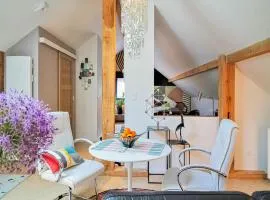Apartment in Saint Quirin near Scenic Pond, cleaning included