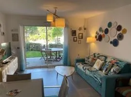 Appartement de standing avec jardin privatif, proche du lac et du centre, parking inclus - FR-1-239-583