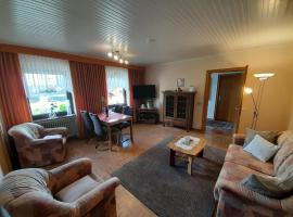 Ferienwohnung im Sauerland Hillside, cleaning included, Hotel in Hesborn