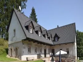 Vidochov Apartment with Pool Access, cleaning included