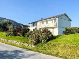 Holiday home Davik II