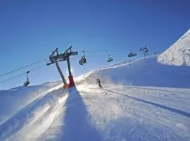 Apartment in Hainzenberg near Ski Slopes, cleaning included
