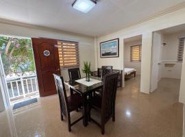 Captain's Cabin, hotel v destinaci Lusong