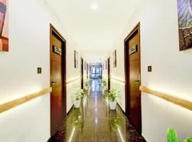 Super Townhouse CASA BUSINESS HOTEL