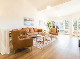 Tomaree Mews 5, 18 Tomaree St - Stunning townhouse in the heart of town