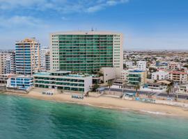 Hotel Colon Salinas 2 bedroom Oceanview apartment, hotel with pools in Salinas