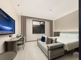 Atour Light Hotel Jiuyi Street Ancient City