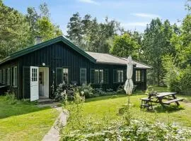Sommerhus Med Stor Naturgrund I Rørvig