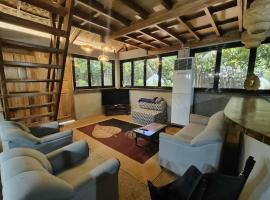 Calicoan Surf Retreat Luxurious loft house, hotel sa Guiuan