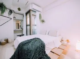 Minimalist Loft 7 Namba Compact Studio and Gym MA705