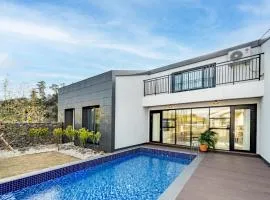 Gobajinin Private Pool Villa