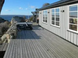 Hytta På Svabergene I Skjærhalden