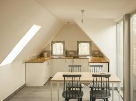 Wide View On Nature From The Manor House On Rügen, hotel em Poseritz