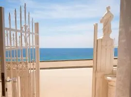 Beachfront Family Escape