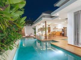 Villa Ryky near Luna Beach Club, ξενοδοχείο σε Cemagi