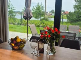 Domki nad zalewm, s&iacute;k&ouml;zpont Gołdapban