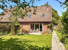 Pet Friendly Home In Hornbæk With Wifi