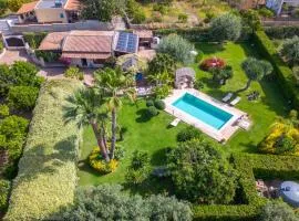 Gorgeous Home In Noto