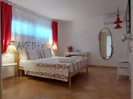 acquaesale rooms