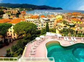 Hotiday Santa Margherita Minerva