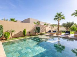 Villa Safiya, Piscine Chauffée & jeux, hotel v Marrákéši