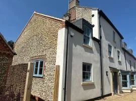 2 High Silver House