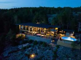 Villa Stone at Finsjolandet, archipelago hideway