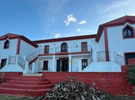 Casas Lieva Castaño, Hotel in Fuenteheridos