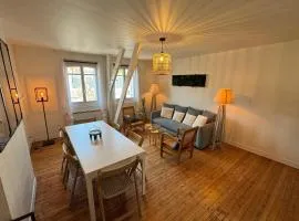 Spacious apartment close to the beach