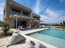 The Quiet Pearl Villa, Agios Nikolaos by Halkidiki Villas, Hotel in Agios Nikolaos