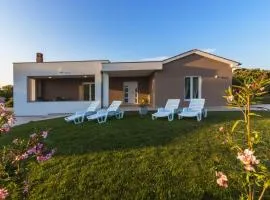 Holiday Home Pula