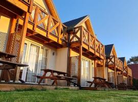 365PAM - Urocze Domki Letniskowe blisko morza, hotel in Bobolin