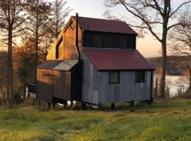 CAB&Uuml; by the Lakes, hotel com spa em Cavan