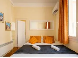 Studio chic à 200 m du Palais des Festivals, au cœur du shopping Cannois