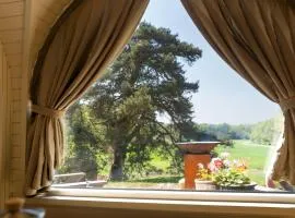 The Lodges - Waresley Park Estate
