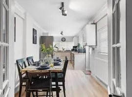 4 Bed Home 2 bathrooms, on street parking