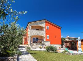 Apartments Villa Orange, family hotel in Medulin