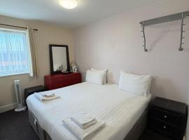 GO2 Gloucester Hotel by OYO, hotel v destinaci Gloucester