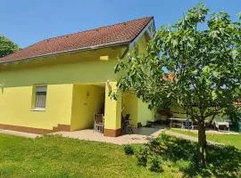 Holiday home in Balatonbereny 34655