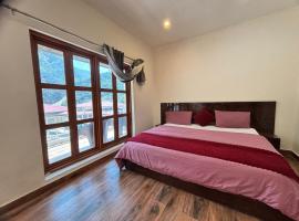 Atharva villa, hotell sihtkohas Sonprayag