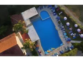 Alexandros Studios and Apartments
